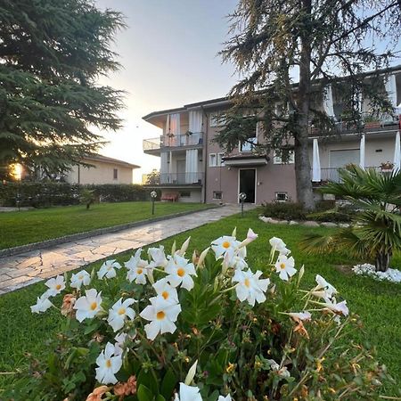 Otta House Garda Lake Castelnuovo del Garda Exterior foto